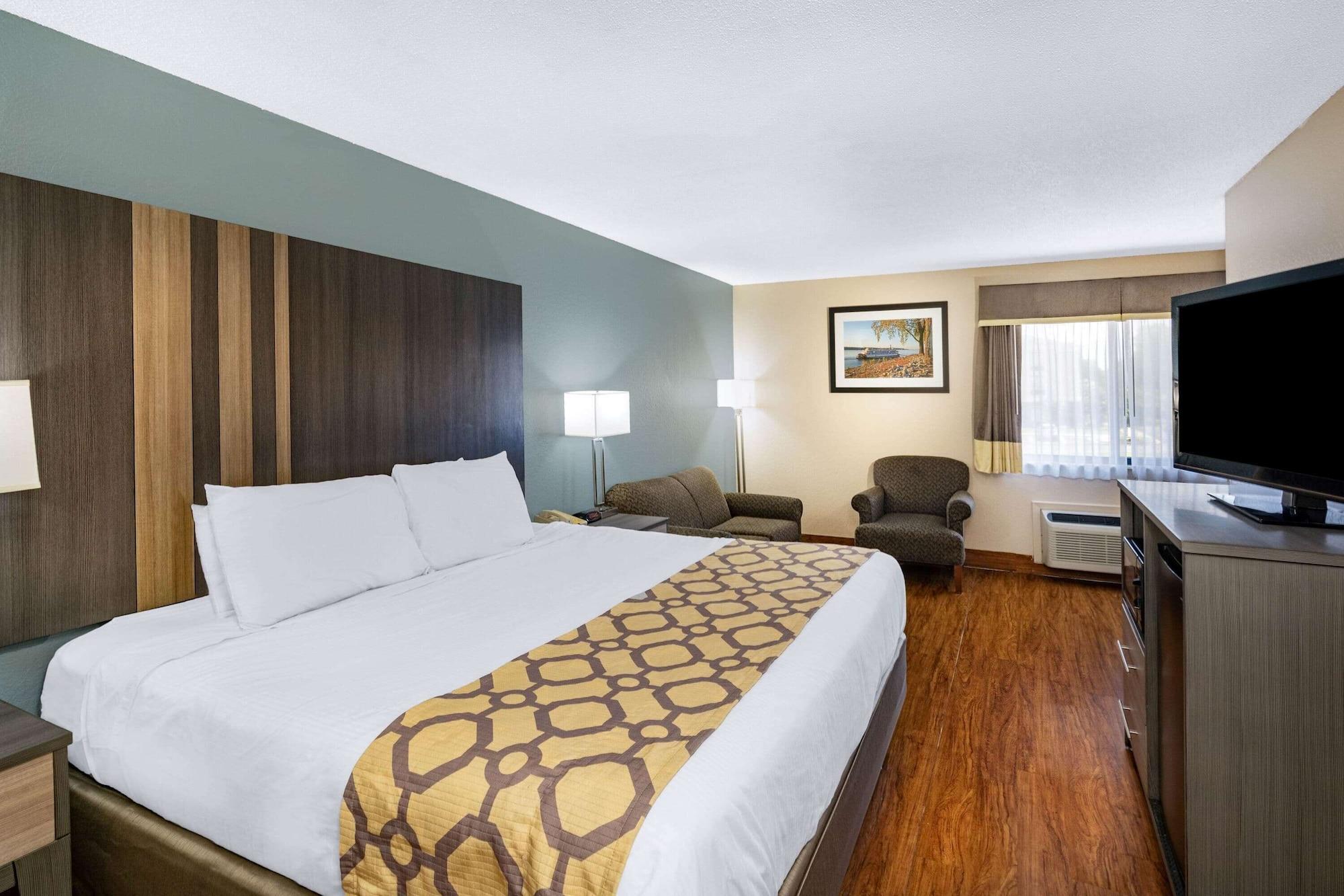 Baymont By Wyndham Tupelo Exterior foto