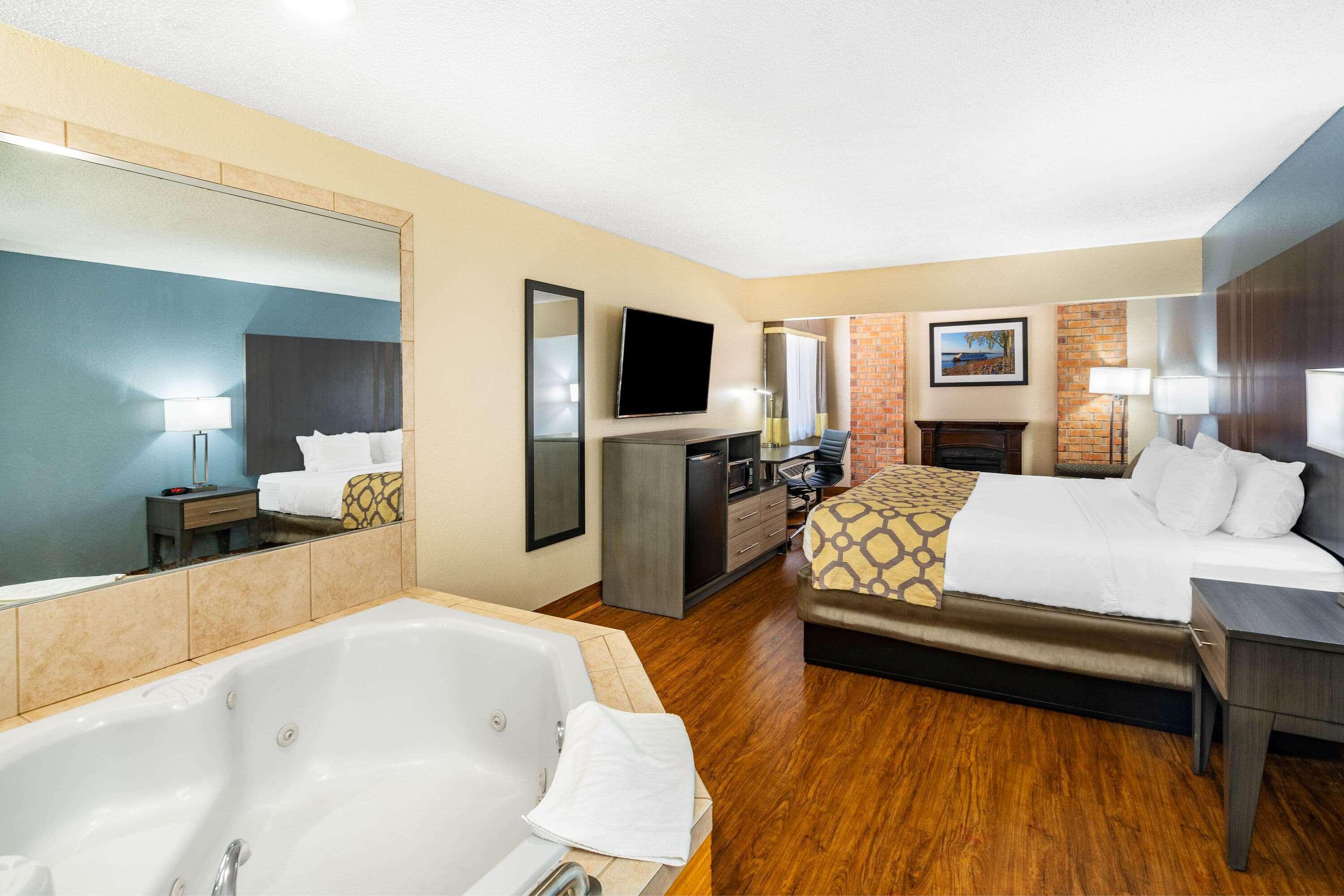 Baymont By Wyndham Tupelo Exterior foto